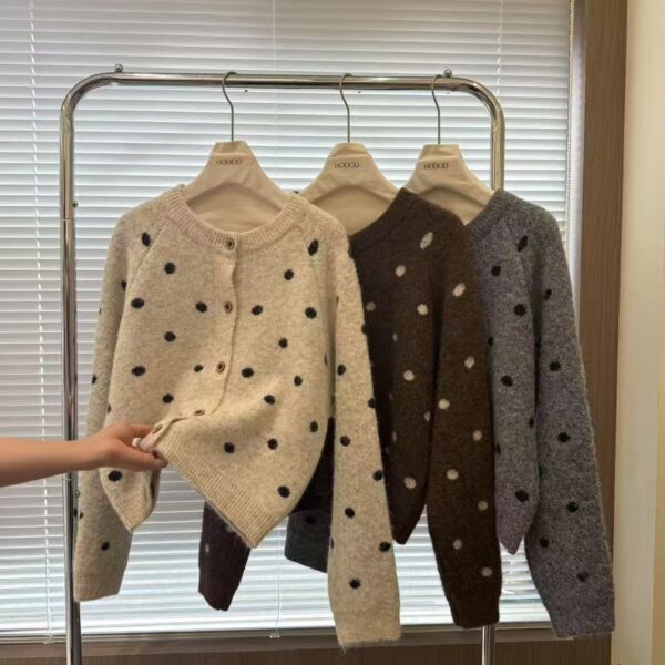 韓國復古撞色波點開釦針織